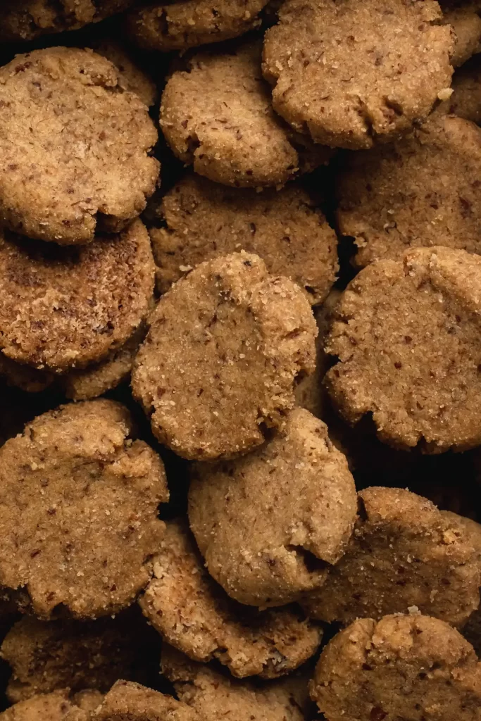 Galletas caseras de mantequilla y nuez.